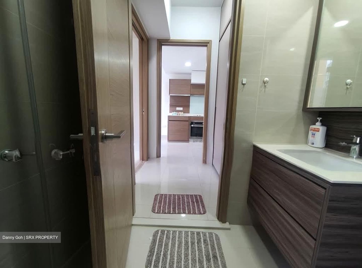 Coco Palms (D18), Condominium #557430011